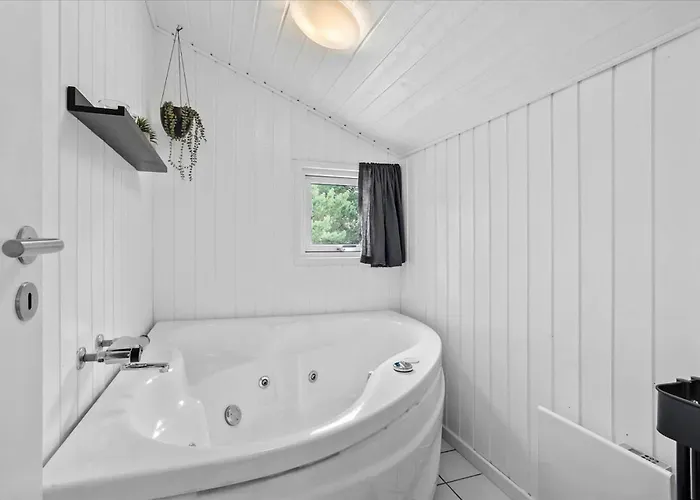 0351-romo-regnspoven-8 Feriehus Molby